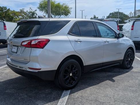 Used 2018 Chevrolet Equinox LS FWD image 7