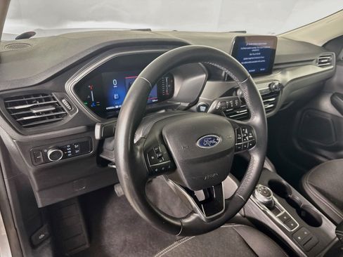 Used 2024 Ford Escape Active FWD image 8