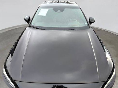 Used 2020 Volvo S90 T6 R-Design image 39