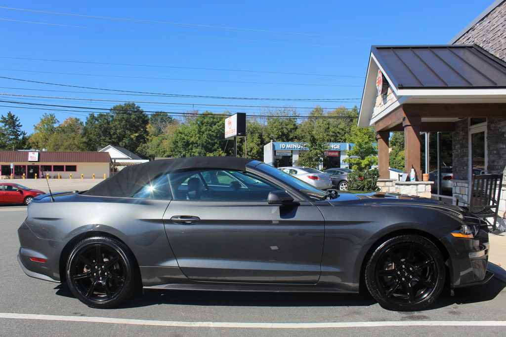 Used 2020 Ford Mustang Premium w/ Equipment Group 201A RWD image 4