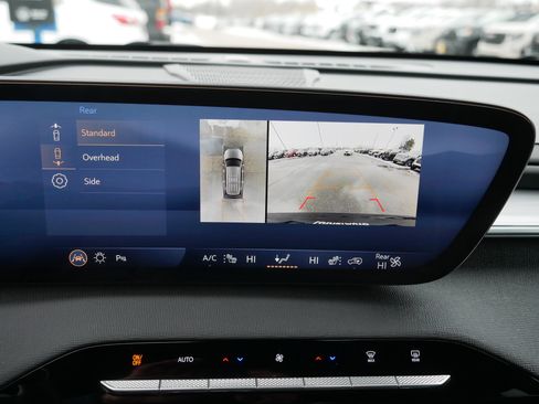 Certified 2025 Buick Enclave Preferred image 27