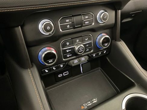 Used 2024 GMC Yukon AT4 w/ AT4 Premium Package image 23