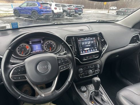 Used 2021 Jeep Cherokee Limited image 14