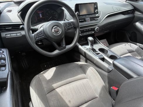 Used 2023 Nissan Altima 2.5 S image 7