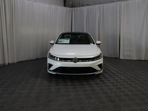 New 2026 Volkswagen Jetta SE FWD image 27