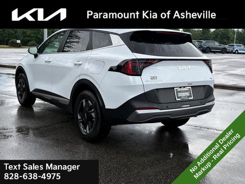 New 2026 Kia Sportage LX w/ LX Convenience Package AWD/4WD image 4