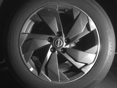 Used 2025 Nissan Rogue SV image 14