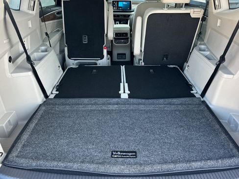 New 2026 Volkswagen Atlas SE image 14