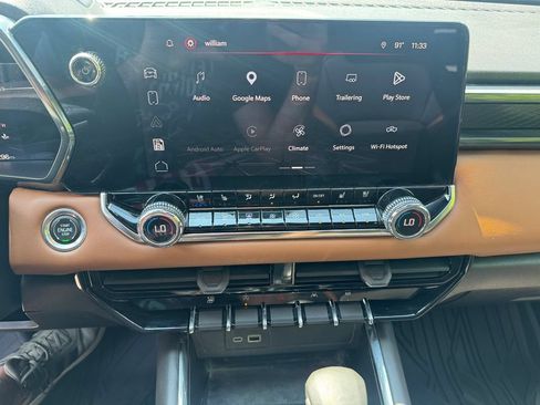 Used 2023 GMC Canyon AT4 w/ AT4 Premium Package AWD/4WD image 18