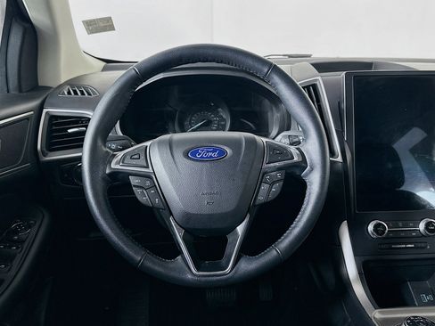 Used 2024 Ford Edge SEL AWD/4WD image 18