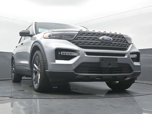 Used 2021 Ford Explorer XLT w/ Equipment Group 202A image 55