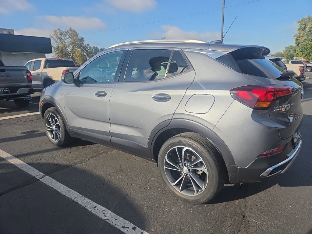 Used 2021 Buick Encore GX Essence AWD/4WD image 5