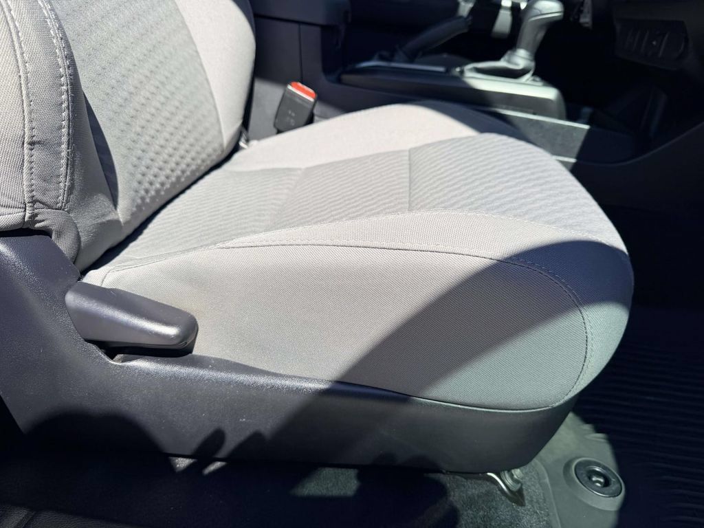 Certified 2021 Toyota Tacoma SR RWD image 9