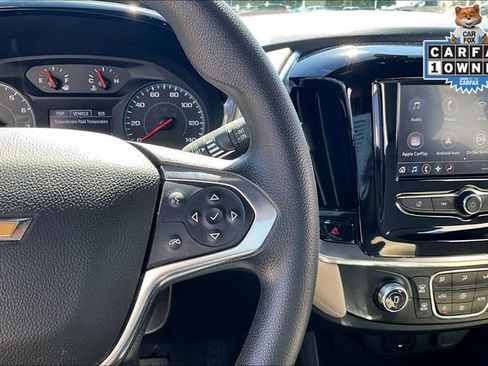 Used 2023 Chevrolet Traverse LS FWD image 19