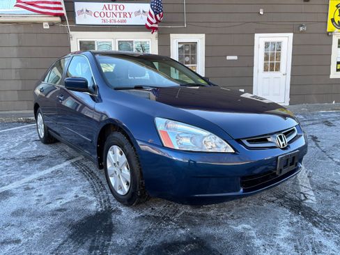 Used 2004 Honda Accord LX image 3