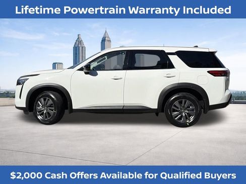 New 2026 Nissan Pathfinder S image 2