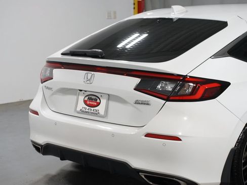 Used 2022 Honda Civic Sport Touring image 9