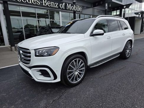 Certified 2025 Mercedes-Benz GLS 450 4MATIC image 2