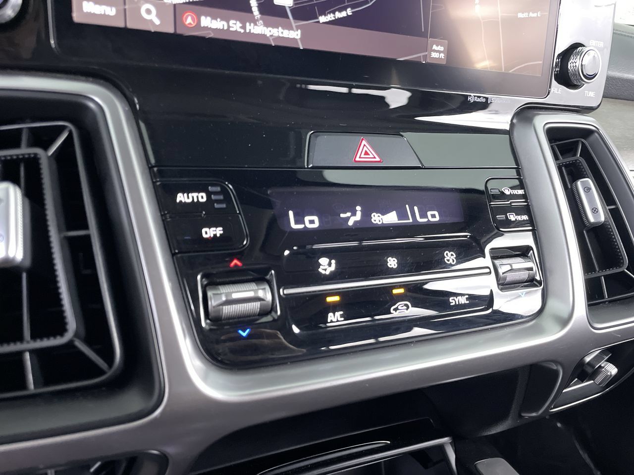 Used 2023 Kia Sorento X-Line EX AWD/4WD image 18