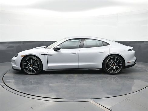 New 2026 Porsche Taycan image 2
