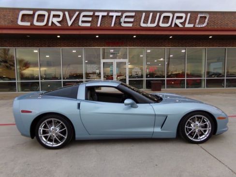 Used 2012 Chevrolet Corvette Coupe w/ 3LT Preferred Equipment Group image 5