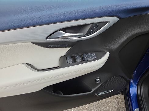 Certified 2024 Buick Envision Avenir image 15