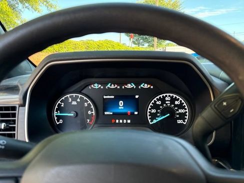 Certified 2022 Ford F150 XL w/ STX Appearance Package AWD/4WD image 10