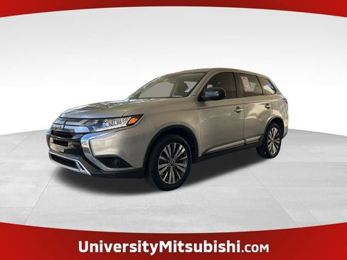Used 2019 Mitsubishi Outlander ES image 1