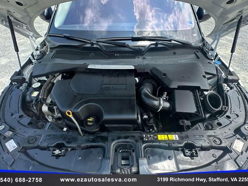 Used 2020 Land Rover Range Rover Evoque SE AWD/4WD image 12