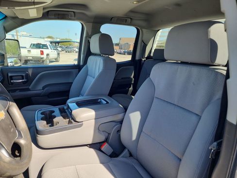 Used 2019 Chevrolet Silverado 2500 W/T w/ WT Convenience Package image 10