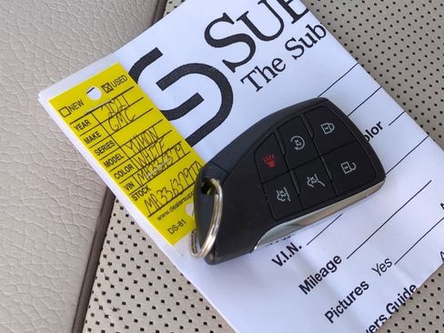 Used 2021 GMC Yukon XL Denali w/ Denali Ultimate Package image 38