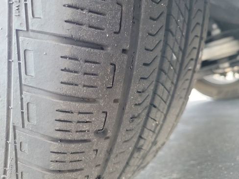 Certified 2023 Nissan Rogue S image 28