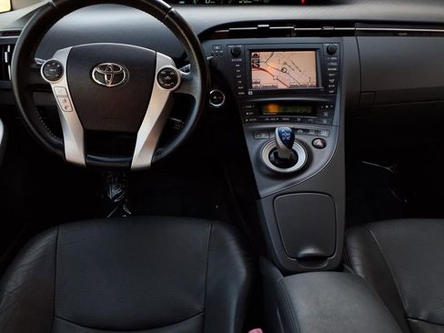 Used 2010 Toyota Prius Five image 19