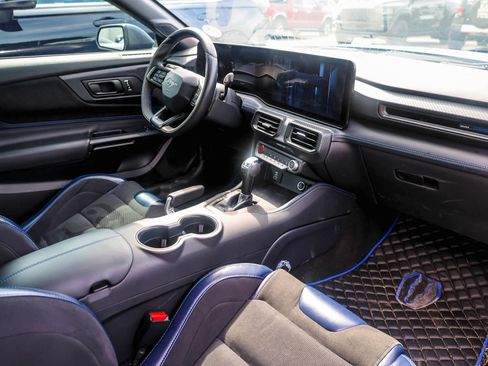 Used 2025 Ford Mustang Dark Horse RWD image 3