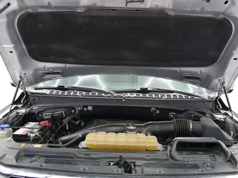 Used 2019 Ford Expedition Limited w/ Equipment Group 302A AWD/4WD image 38
