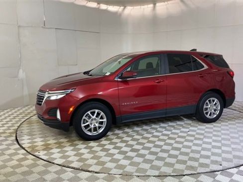 Used 2023 Chevrolet Equinox LT image 4