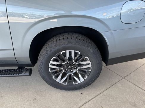 New 2025 Chevrolet Suburban Z71 w/ Z71 Off-Road Package image 10