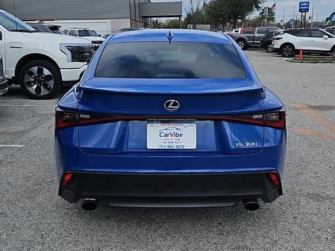 Used 2022 Lexus IS 300 w/ Premium Package image 6