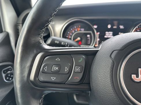 Used 2023 Jeep Gladiator Sport S image 24