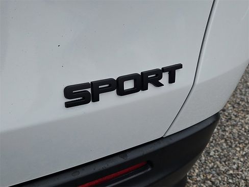 Certified 2023 Honda HR-V Sport image 5