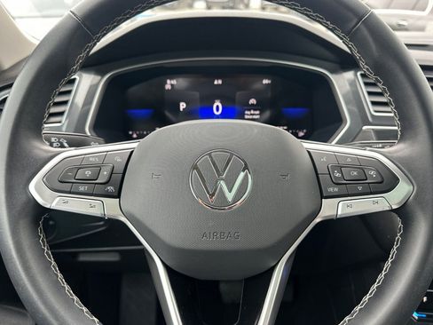 Used 2023 Volkswagen Tiguan SE FWD image 24