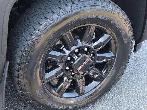 Used 2026 GMC Sierra 2500 AT4 w/ AT4 Premium Plus Package AWD/4WD image 29