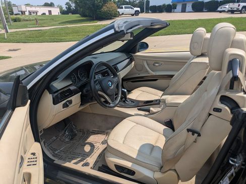 Used 2009 BMW 335i Convertible RWD image 10