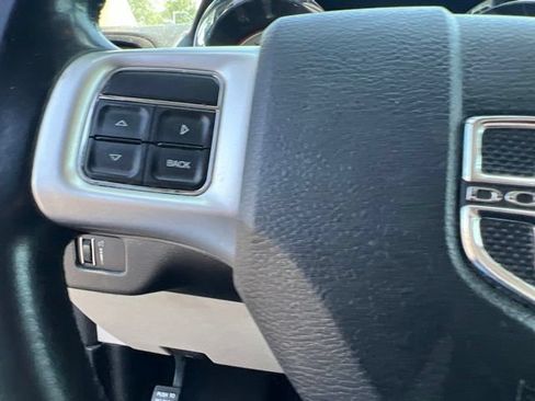 Used 2015 Dodge Grand Caravan SXT w/ Rear Park Assist Package FWD image 14
