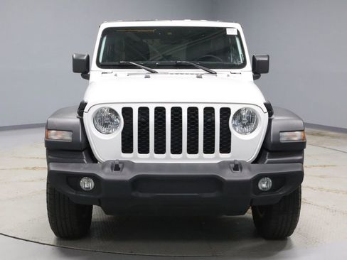 Used 2024 Jeep Wrangler Sport S image 5