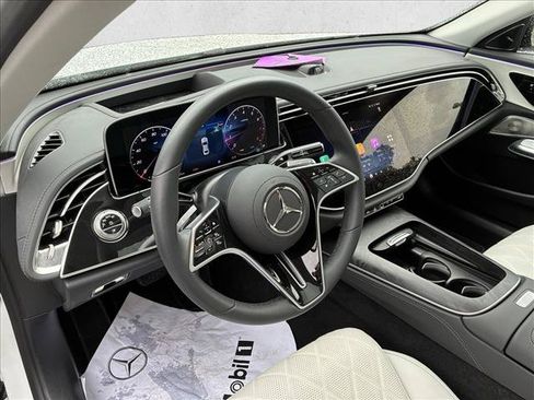 Used 2026 Mercedes-Benz E 350 4MATIC Sedan image 10