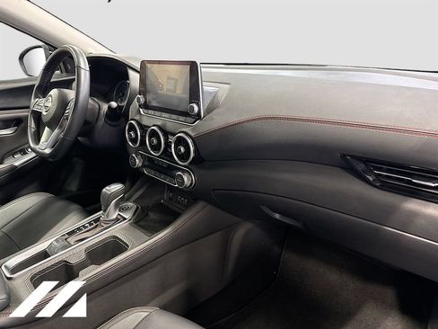 Used 2024 Nissan Sentra SR w/ SR Premium Package FWD image 31