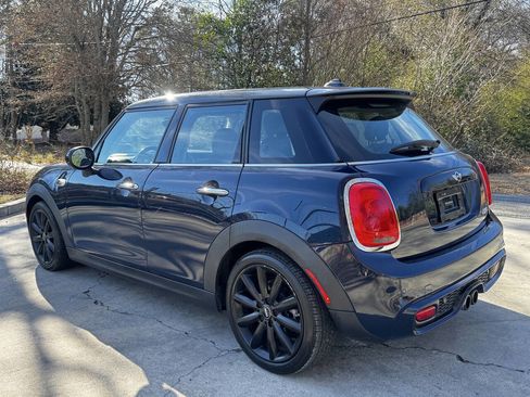 Used 2015 MINI Cooper S image 9