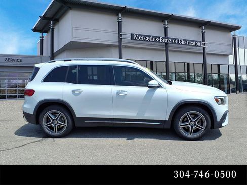 Certified 2021 Mercedes-Benz GLB 250 4MATIC image 2