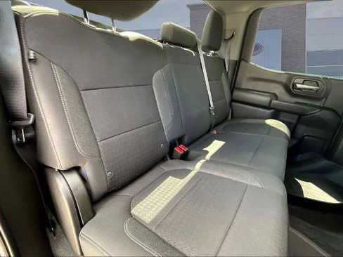 Used 2022 Chevrolet Silverado 1500 LT image 26
